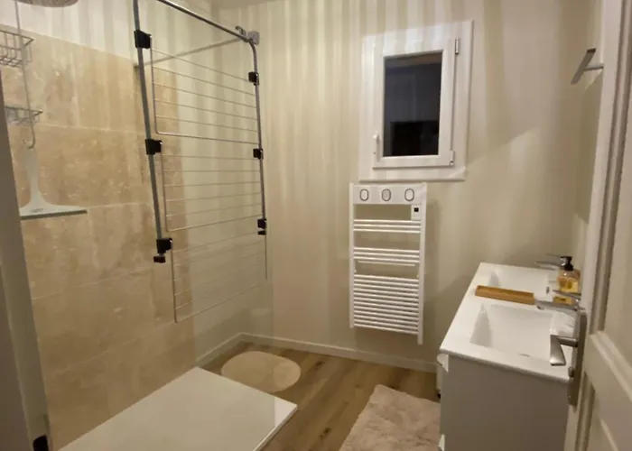 Les Balcons De Daire *